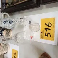 Bellen in kristal en glas. 3 stuks – kavel bij BOPA Auctions, Hooglede