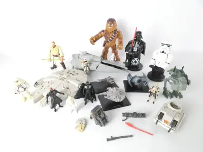 Mooie Star Wars speelgoed & collectors Lot – kavel bij De Kringwinkel, Heverlee