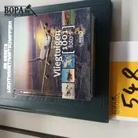 Boeken over vliegtuigen. 2 stuks – kavel bij BOPA Auctions, Hooglede