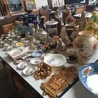 Decoratie in porselein. 60 stuks – kavel bij BOPA Auctions, Hooglede