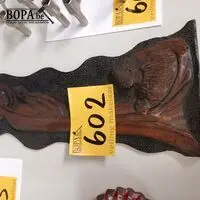Afrikaans houtsnijwerk – kavel bij BOPA Auctions, Hooglede