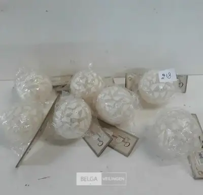 7 x kerstbal pvc 8 cm scherven motief – kavel bij Belga Veilingen, Oudsbergen