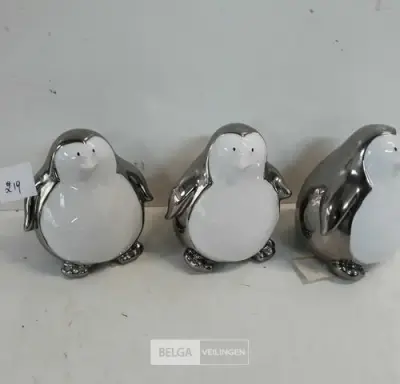 3 x Pinguin deco zilver wit 14 cm – kavel bij Belga Veilingen, Oudsbergen