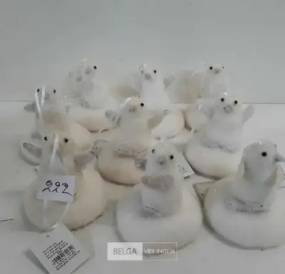 9 x Hangdeco pinguin op ijsschot 10 cm – kavel bij Belga Veilingen, Oudsbergen