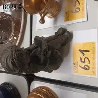Beeld meisje met boek – kavel bij BOPA Auctions, Hooglede
