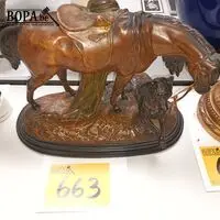 Beeld paard met hond – kavel bij BOPA Auctions, Hooglede