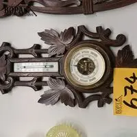Barometer in houtsnijwerk – kavel bij BOPA Auctions, Hooglede