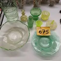 Uraniumglas. 9 stuks – kavel bij BOPA Auctions, Hooglede