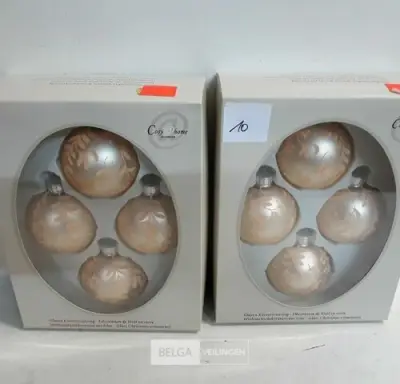 2 x Kerstballen glas 4 stuks goud – kavel bij Belga Veilingen, Oudsbergen