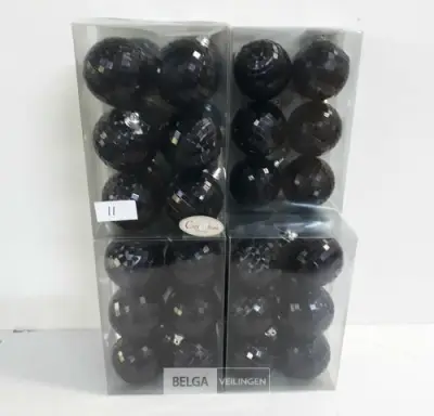 7 x Kerstballen pvc 6 stuks zwart – kavel bij Belga Veilingen, Oudsbergen
