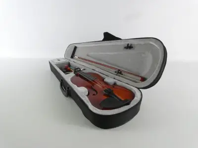 Viool 3/4 met strijkstok en hars in koffer – kavel bij De Kringwinkel, Heverlee