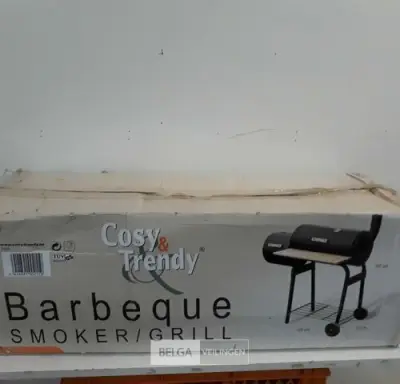 1 x BBQ smoker grill op wielen – kavel bij Belga Veilingen, Oudsbergen
