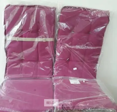 2 x Tuinkussen hoge rug 75x50x50 cm paars – kavel bij Belga Veilingen, Oudsbergen