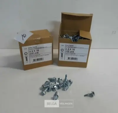 2 x Boorschroef zeskant kop 4,8x19 mm 200 st – kavel bij Belga Veilingen, Oudsbergen