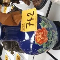 Chinese vaas op sokkel – kavel bij BOPA Auctions, Hooglede