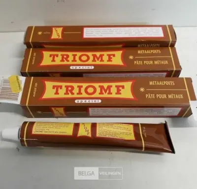 3 x Metaalpoets 75 ml Triomf – kavel bij Belga Veilingen, Oudsbergen