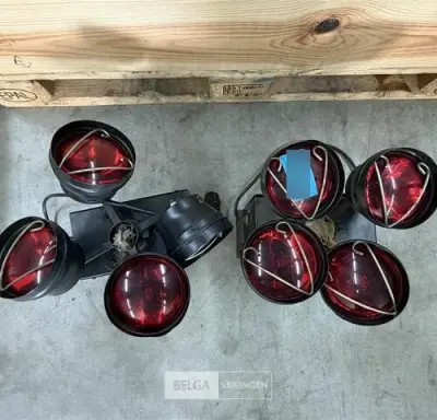 2x Discolight helikopters – kavel bij Belga Veilingen