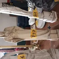 Beeld Christus in gips – kavel bij BOPA Auctions, Hooglede