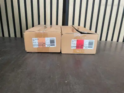 2 Dozen UNI-L Spouwankers 200 mm RVS – 500 s – kavel bij XL Auctions