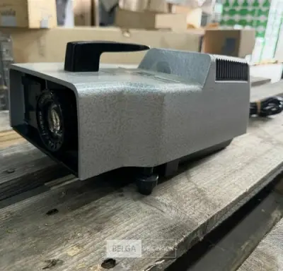 ROCKETT FERRANIA diaprojector – kavel bij Belga Veilingen