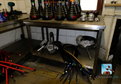 Roestvrijstalen tafel – kavel bij Clicpublic