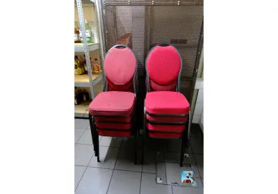 Set van stoelen – kavel bij Clicpublic