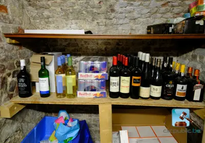 Partijen flessen wijn en sterke drank – kavel bij Clicpublic