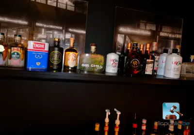 Partij alcoholische dranken en frisdranken – kavel bij Clicpublic