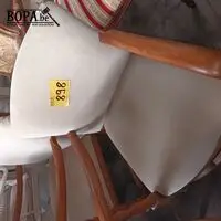 Armstoelen. 2 stuks – kavel bij BOPA Auctions, Hooglede
