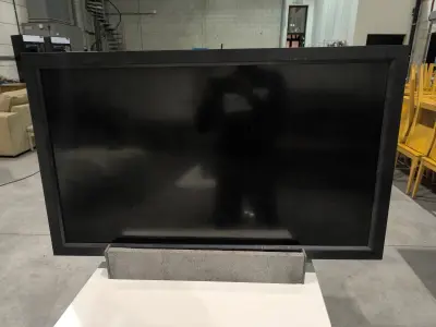 Een NEC 42" tv-scherm – kavel bij Auctionline, Anderlecht