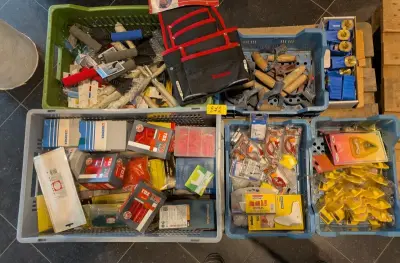 Een set diverse doe-het-zelfartikelen – kavel bij Auctionline, Anderlecht