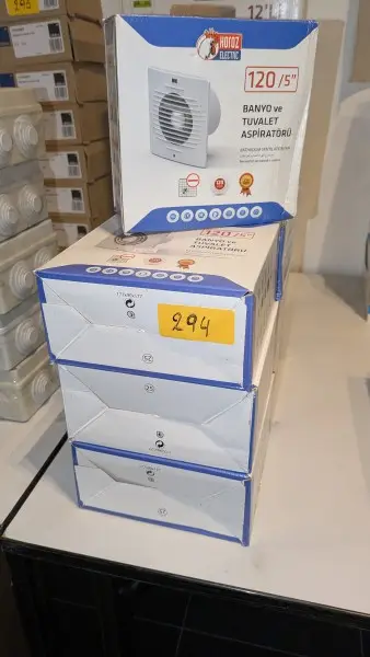 7 afzuigventilatoren voor toilet en badkamer van HOROZ ELECTRIC – kavel bij Auctionline, Anderlecht