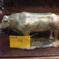 Beeld stier – kavel bij BOPA Auctions, Tielt
