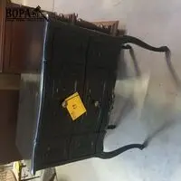 Zwart kastje – kavel bij BOPA Auctions, Tielt