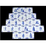 22 aardewerken tegels naar antiek model met blauw decor van figuren in klederdracht 13x13 cm – kavel bij Veilinghuis Derksen