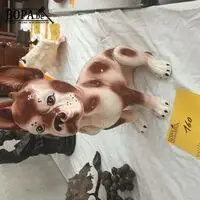 Hond in porselein – kavel bij BOPA Auctions, Tielt