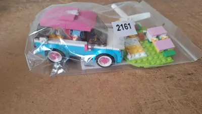 LEGO Friends Olivia's elektrische auto 41443 – kavel bij Goeiendeal