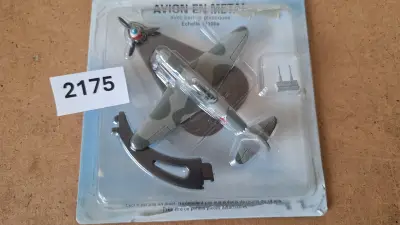 Modelvliegtuig Yakovlev Yak-9 - "Avion en Metal" Editie – kavel bij Goeiendeal