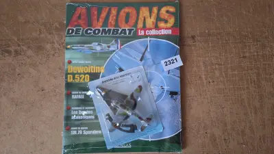 Editions Atlas miniatuurmodel Frans jachtvliegtuig Dewoitine D.520 met begeleidend tijdschrift – kavel bij Goeiendeal