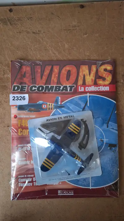Editions Atlas miniatuurmodel Amerikaans jachtvliegtuig F4U Corsair met begeleidend tijdschrift – kavel bij Goeiendeal
