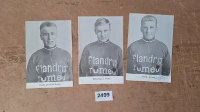 Flandria-Romeo, Set van 3 historische zwart-wit wielrennerskaarten waaronder Robert Vande Caveye en Roland Aper – kavel bij Goeiendeal