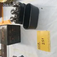 Antieke poederflessen en naaikistje – kavel bij BOPA Auctions, Tielt