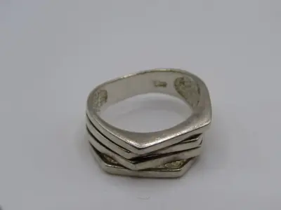 Zilveren Ring met Geometrisch Lagenmotief – kavel bij De Kringwinkel, Diest