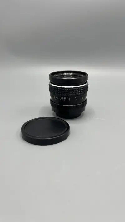 Groothoeklens Pentor Automatic 35mm f/2.8 vintage M42 camera-objectief met beschermdoppen – kavel bij De Kringwinkel, Oostkamp