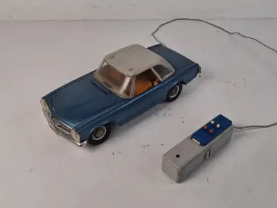 GAMA 380 Mercedes 230 SL "Pagode" – kavel bij De Kringwinkel, Oostkamp