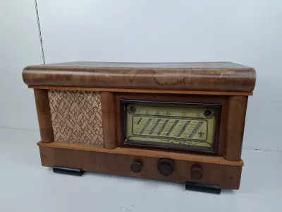 Schitterende Art Déco Buizenradio (Jaren '30) – Prachtig Fineer & Authentiek Chassis – kavel bij De Kringwinkel, Oostkamp