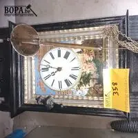 Antieke klok – kavel bij BOPA Auctions, Tielt