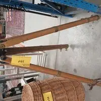 Antiek driepoot statief – kavel bij BOPA Auctions, Tielt