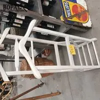 Houten dressboy – kavel bij BOPA Auctions, Tielt