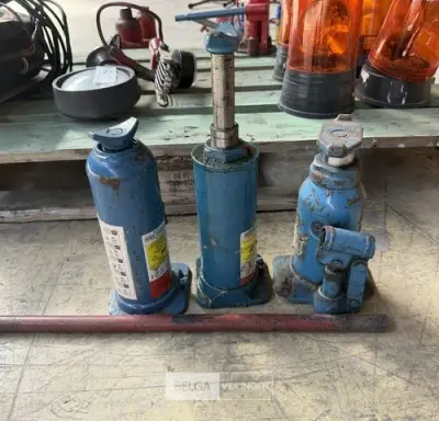Hydraulische potkrikken (3x) – kavel bij Belga Veilingen, Zonhoven